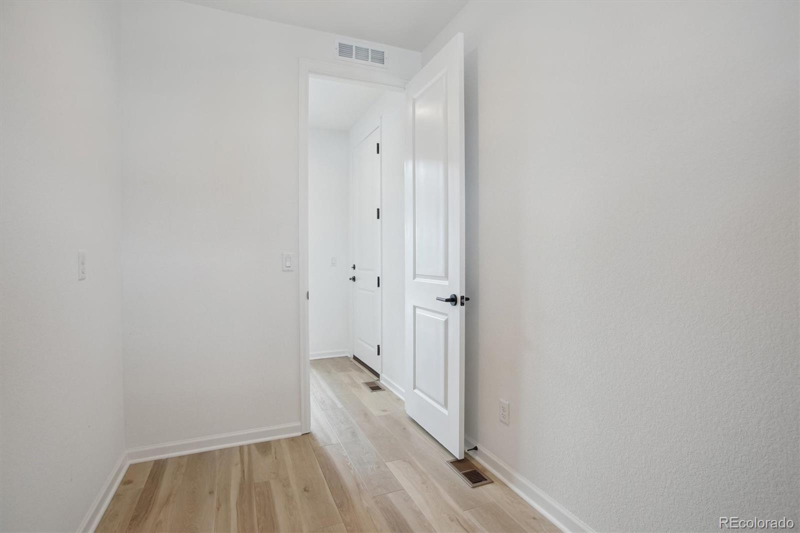 MLS Image #17 for 741  simmental loop,castle rock, Colorado