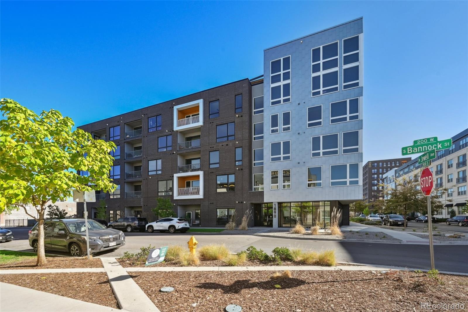 MLS Image #28 for 1898 s bannock street 512,denver, Colorado