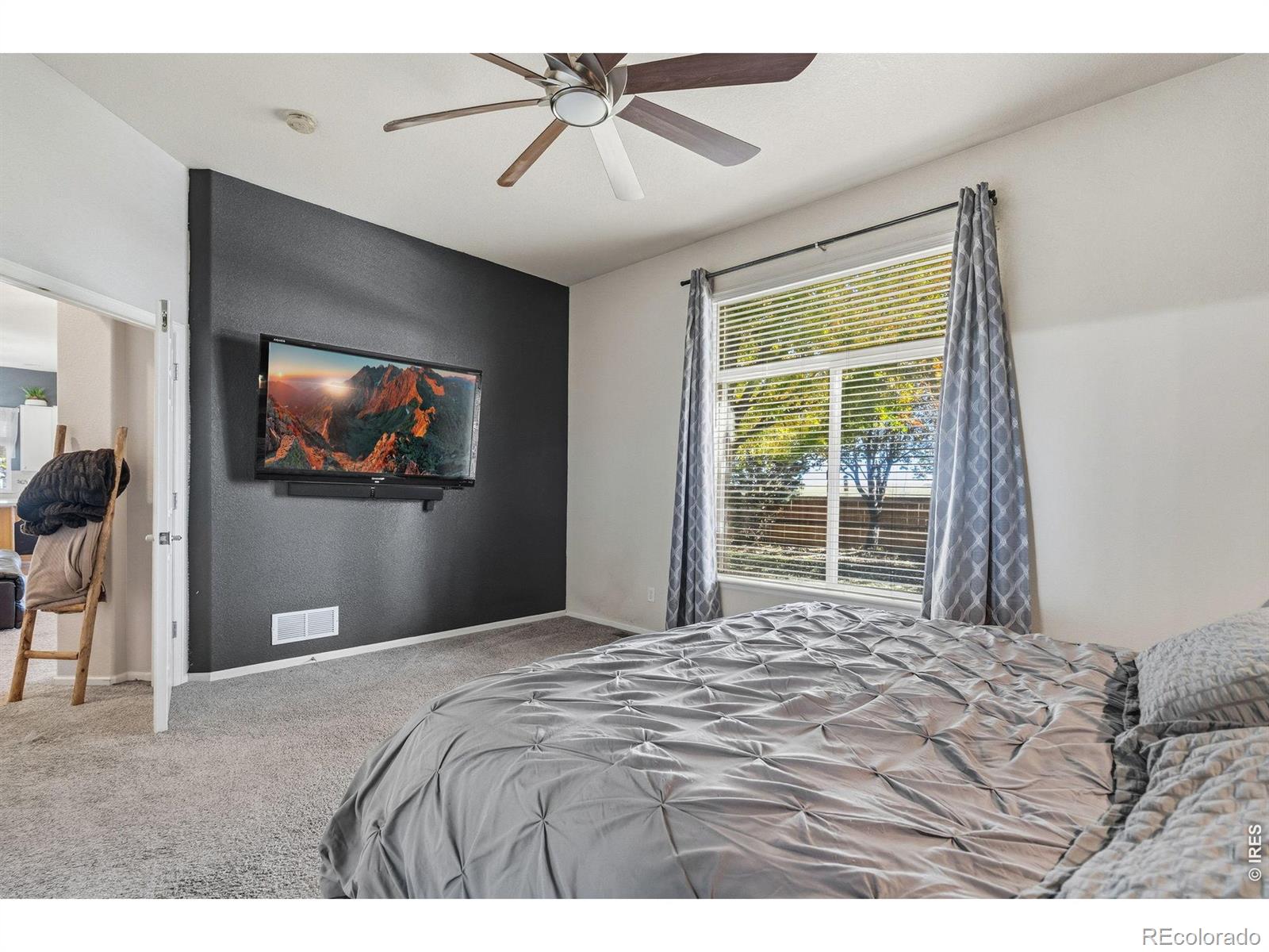 MLS Image #16 for 2507  rouen lane,johnstown, Colorado