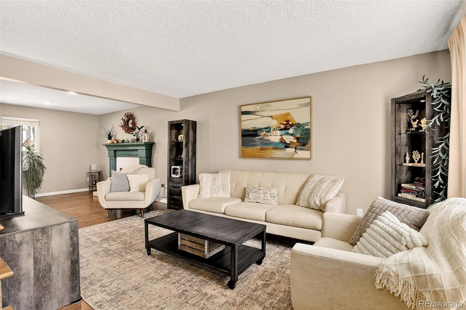 MLS Image #3 for 16955 e progress circle,centennial, Colorado