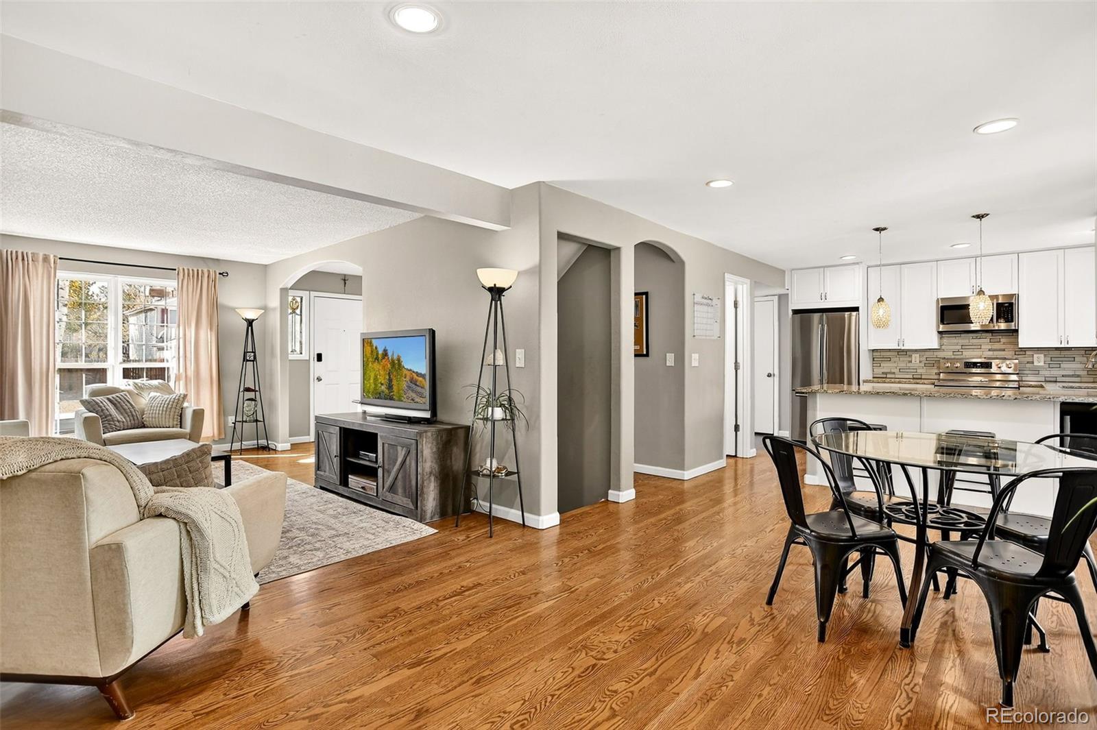 MLS Image #6 for 16955 e progress circle,centennial, Colorado
