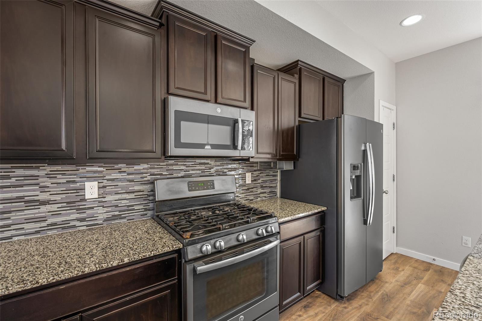 MLS Image #6 for 6155  mineral belt drive,colorado springs, Colorado
