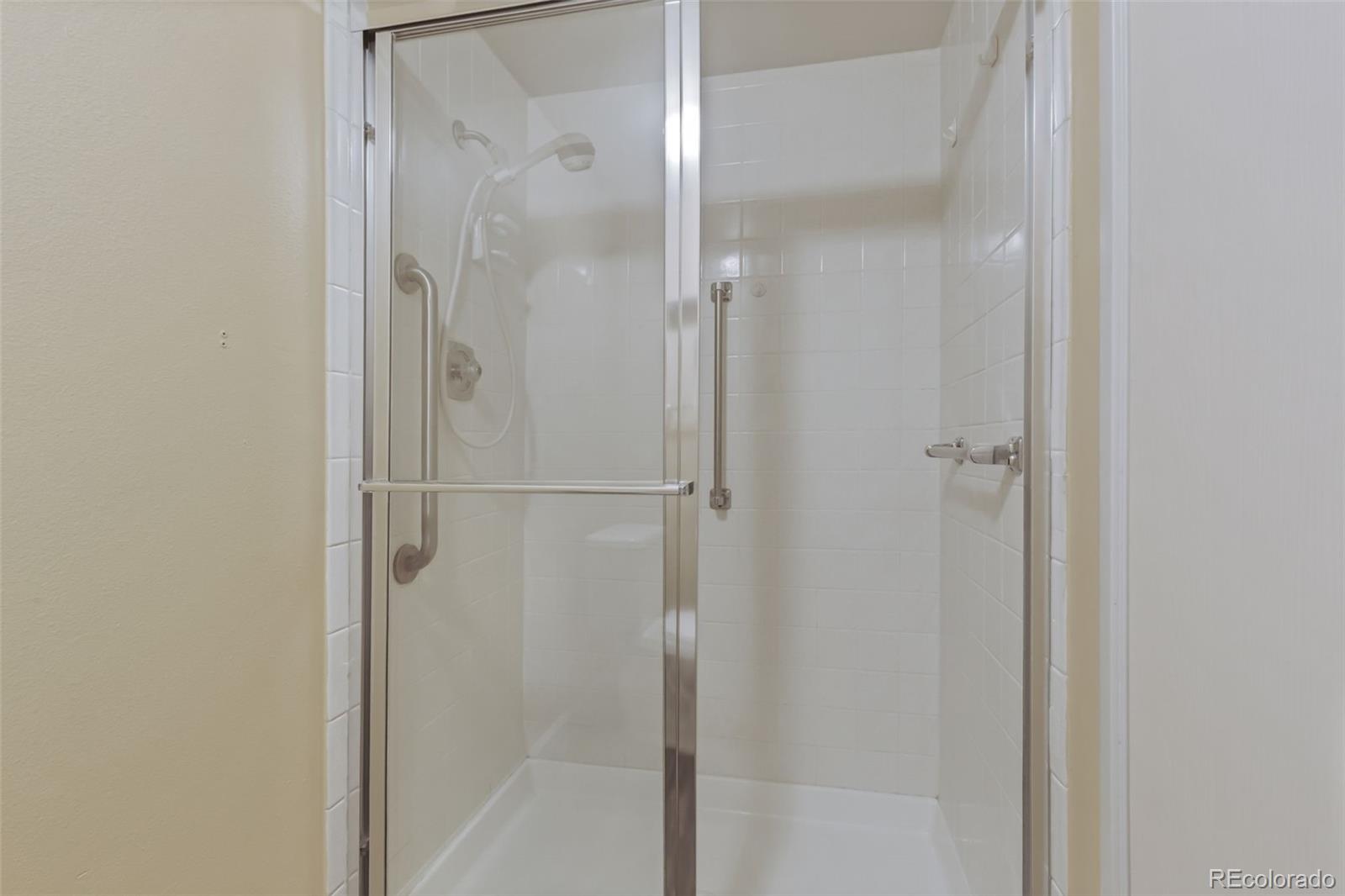MLS Image #17 for 14102 e linvale place,aurora, Colorado