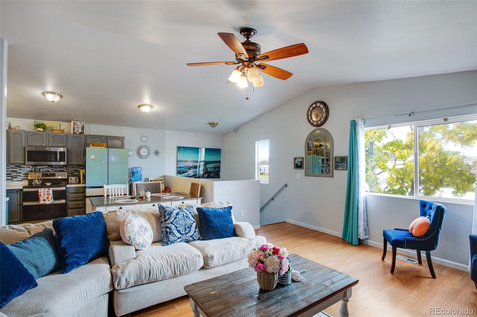 MLS Image #3 for 2114  apricot avenue,greeley, Colorado