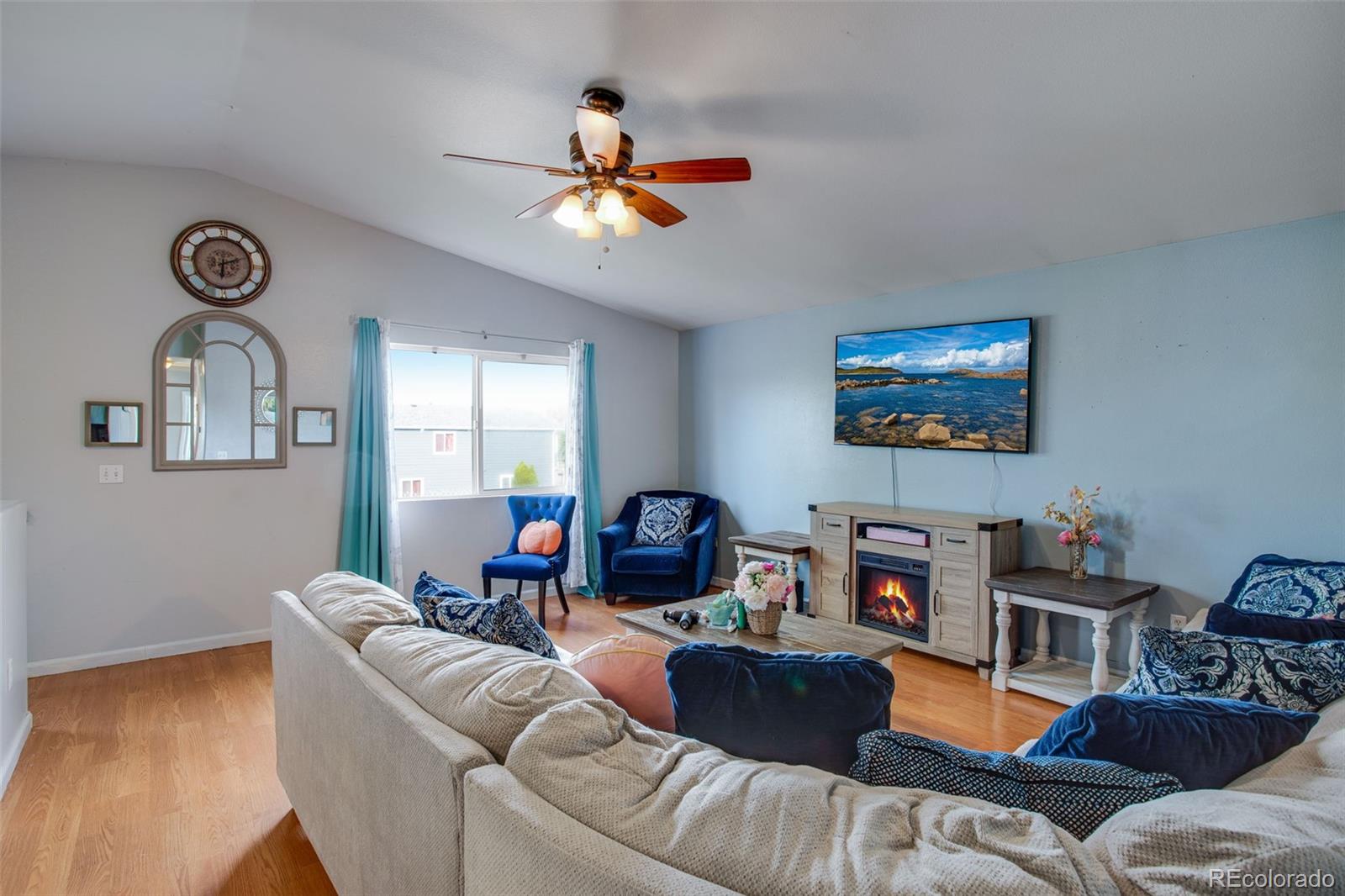 MLS Image #4 for 2114  apricot avenue,greeley, Colorado