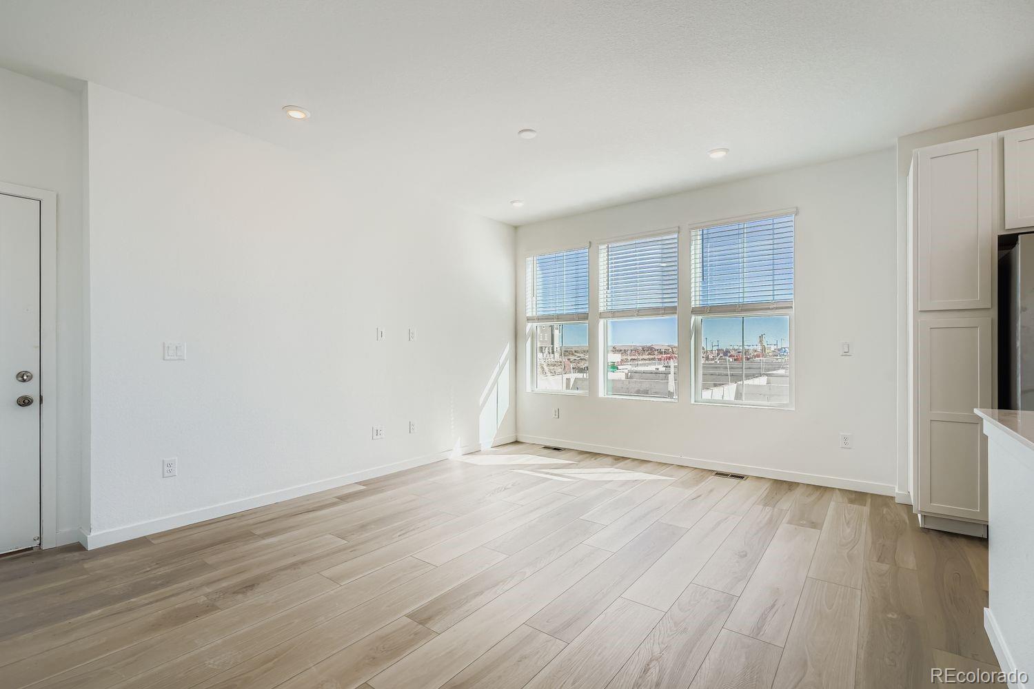 MLS Image #4 for 6779  parterre parkway 5,thornton, Colorado