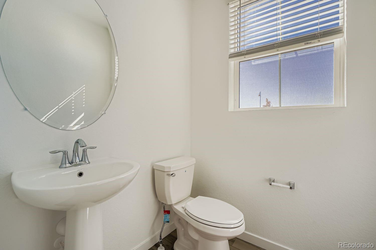 MLS Image #5 for 6779  parterre parkway 5,thornton, Colorado
