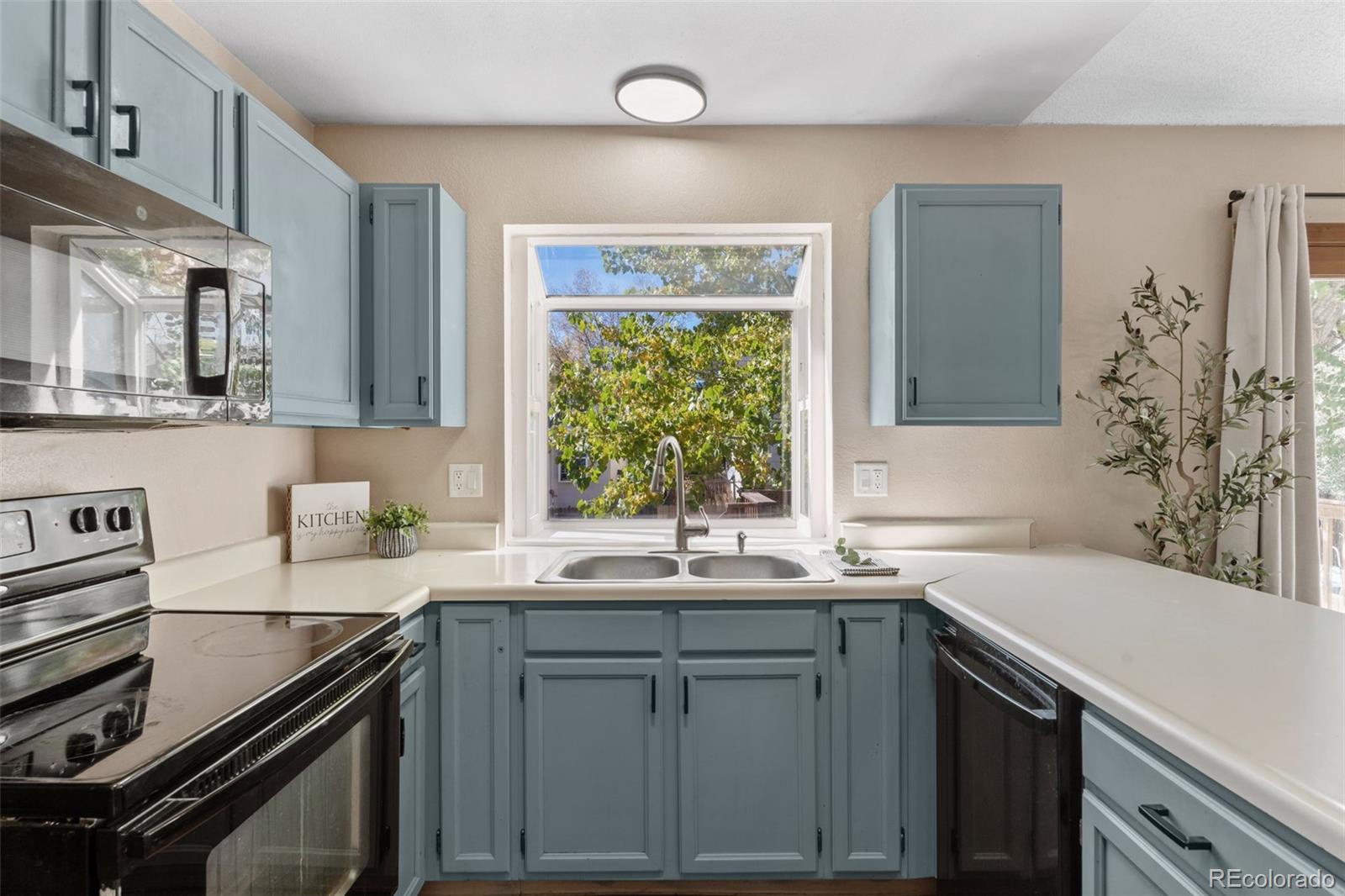 MLS Image #11 for 2650  plymouth drive,colorado springs, Colorado