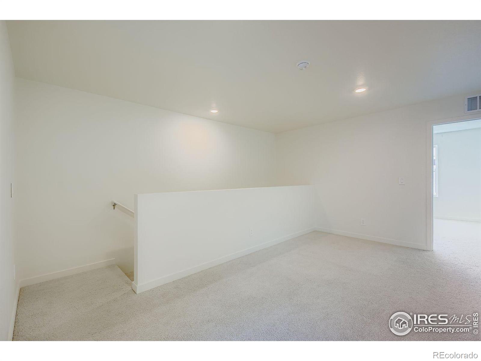 MLS Image #14 for 305  cardinal street,johnstown, Colorado