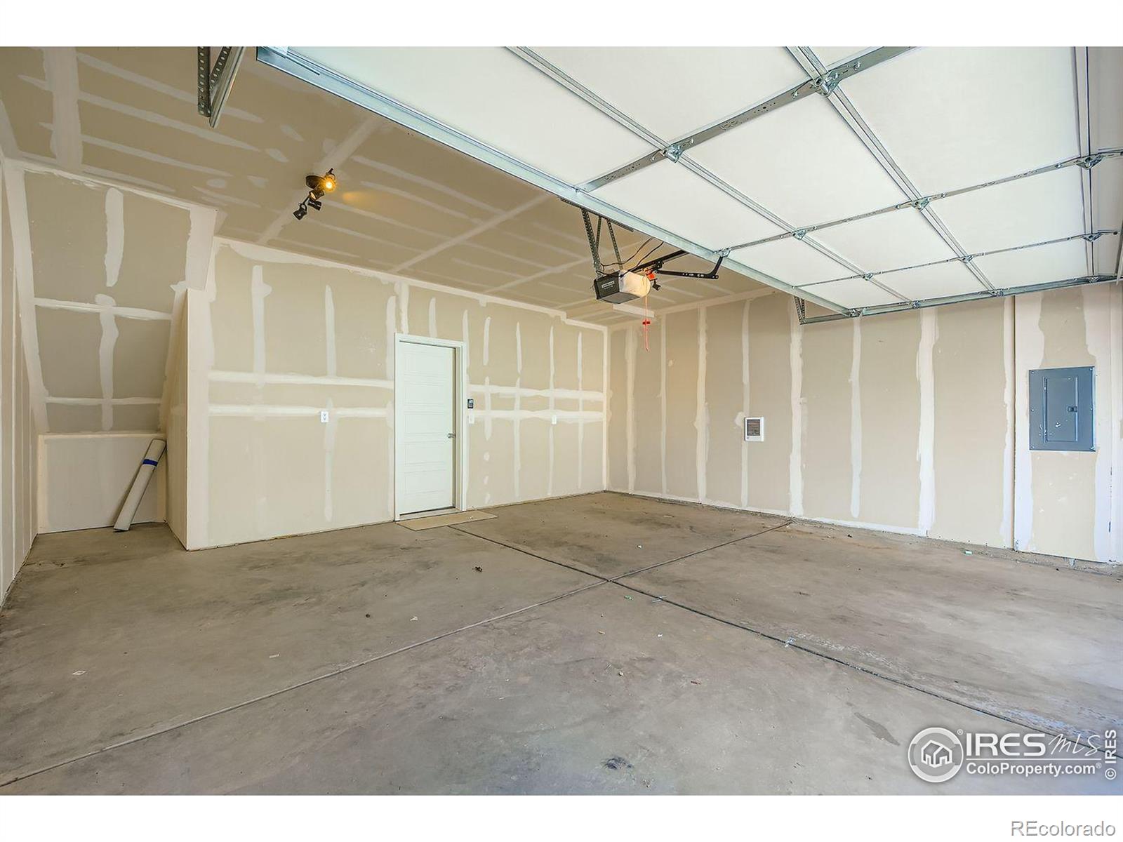 MLS Image #29 for 305  cardinal street,johnstown, Colorado