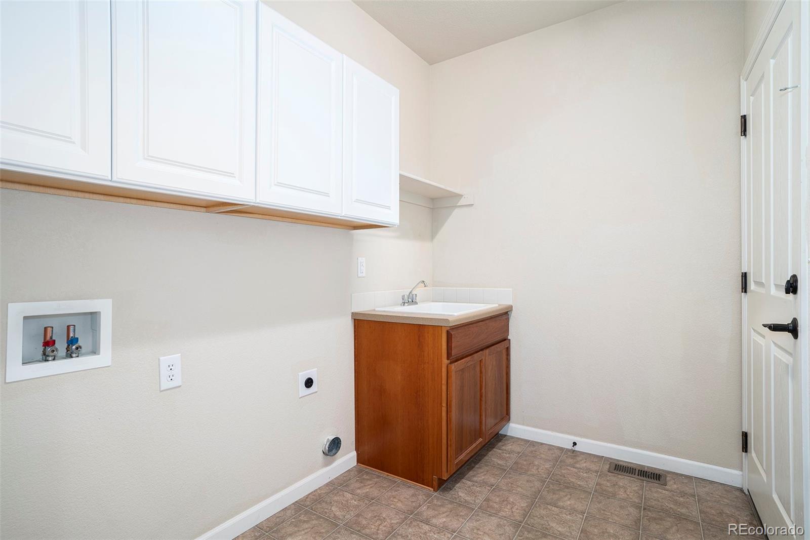 MLS Image #16 for 1618  otis drive,longmont, Colorado