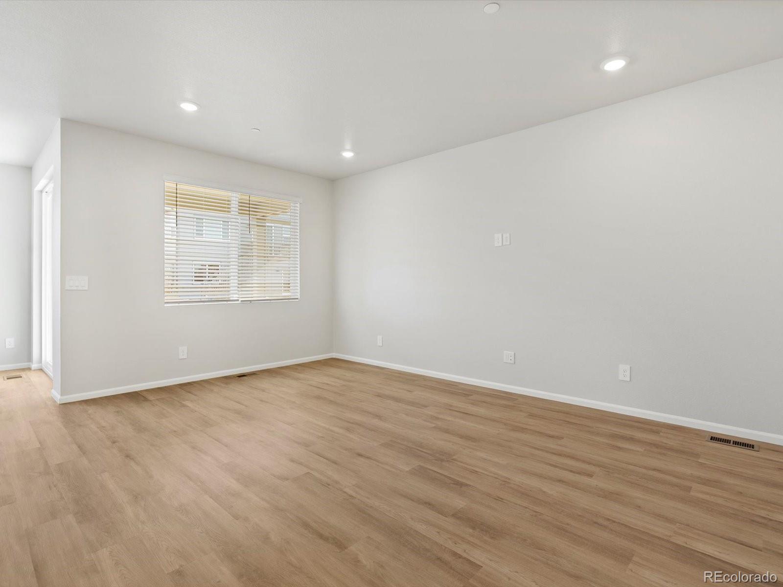 MLS Image #8 for 8932  salida street,commerce city, Colorado