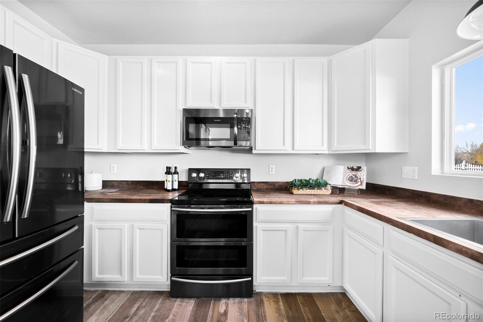 MLS Image #6 for 24631 e kansas circle,aurora, Colorado