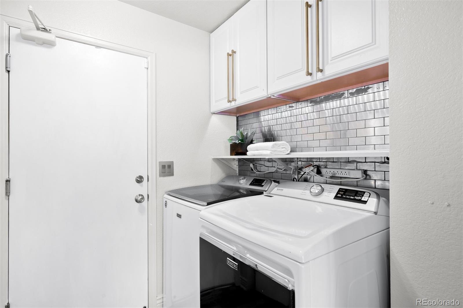 MLS Image #8 for 24631 e kansas circle,aurora, Colorado