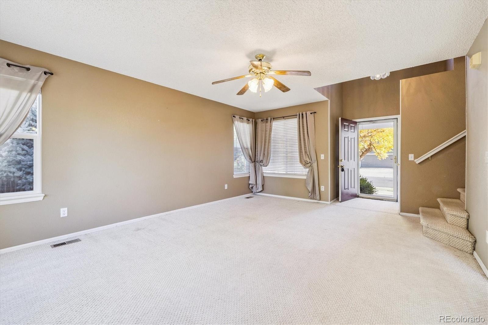MLS Image #2 for 8909  copeland street,littleton, Colorado