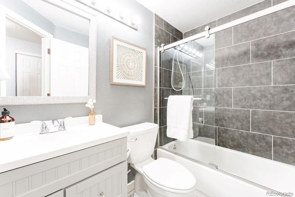 MLS Image #29 for 19905 e stanford drive,centennial, Colorado