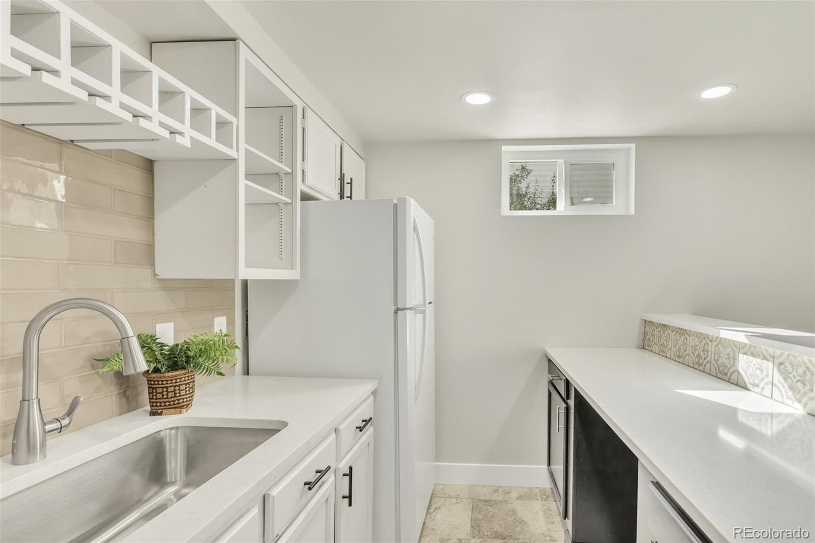 MLS Image #16 for 2618 s pennsylvania street,denver, Colorado