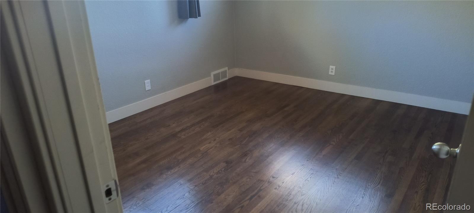 MLS Image #4 for 6149 s broadway ,littleton, Colorado