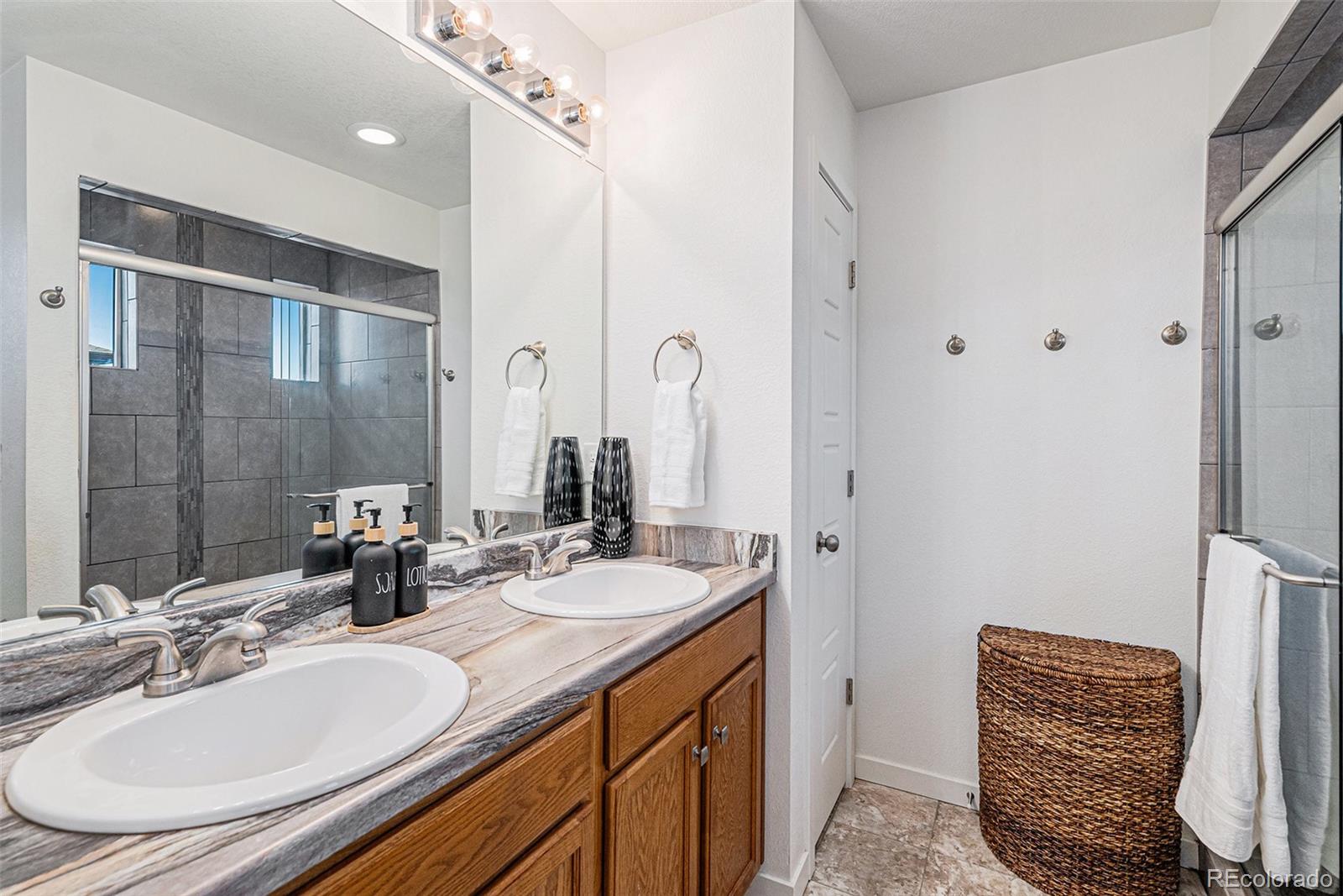 MLS Image #13 for 4868  halifax court,denver, Colorado