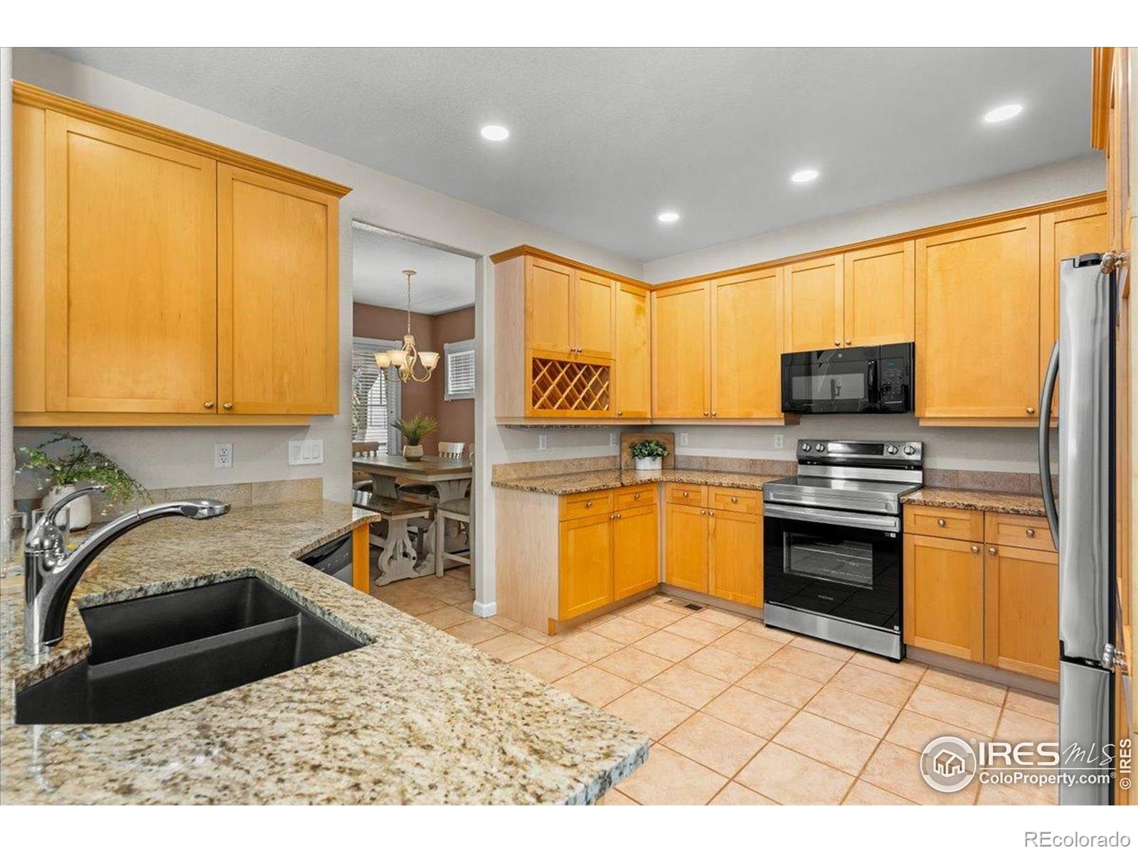 MLS Image #11 for 4046  crawford court,loveland, Colorado