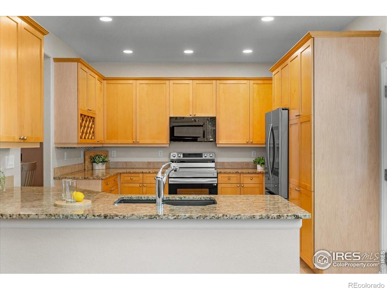 MLS Image #12 for 4046  crawford court,loveland, Colorado