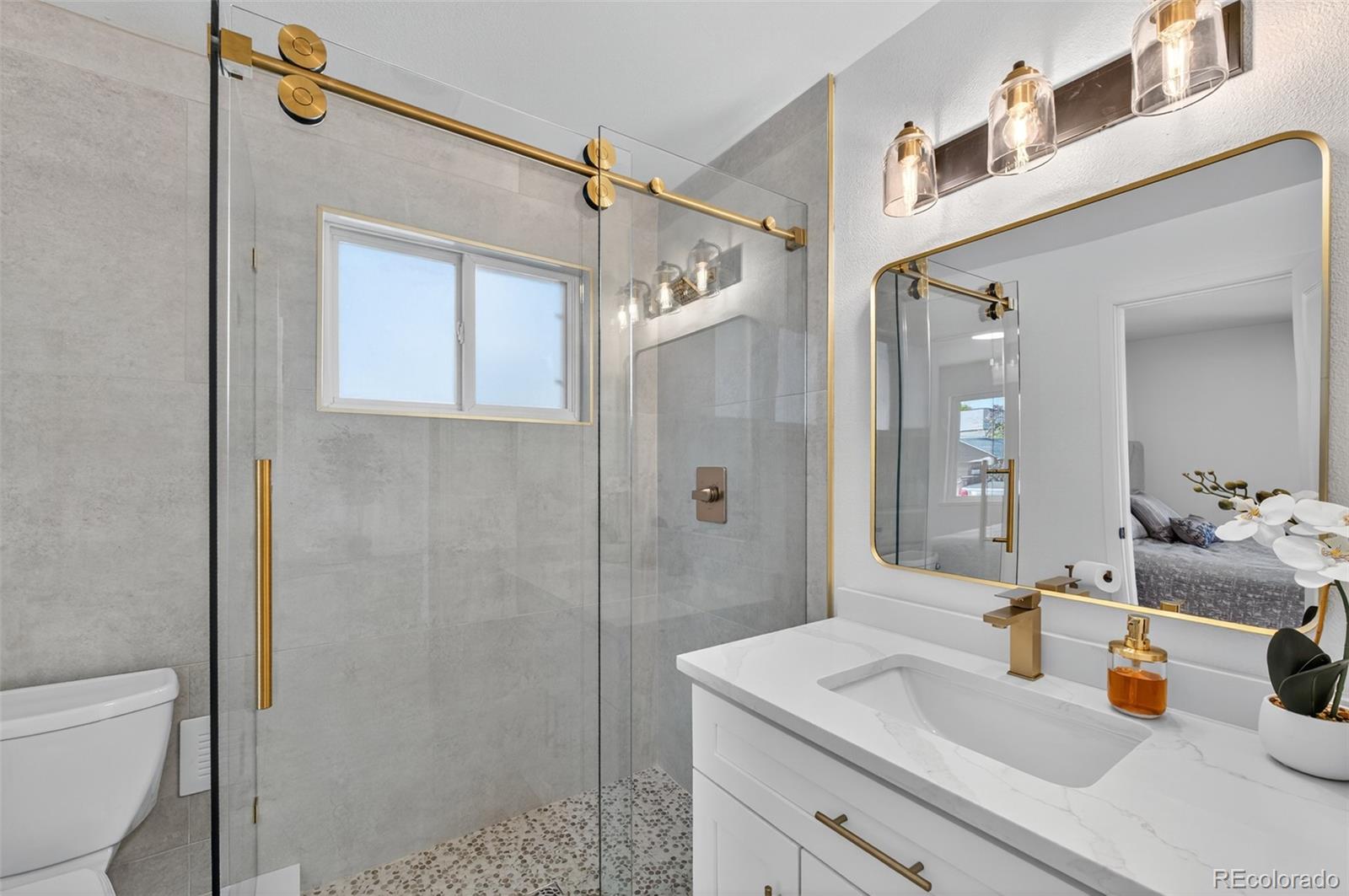 MLS Image #16 for 1856 s steele street,denver, Colorado