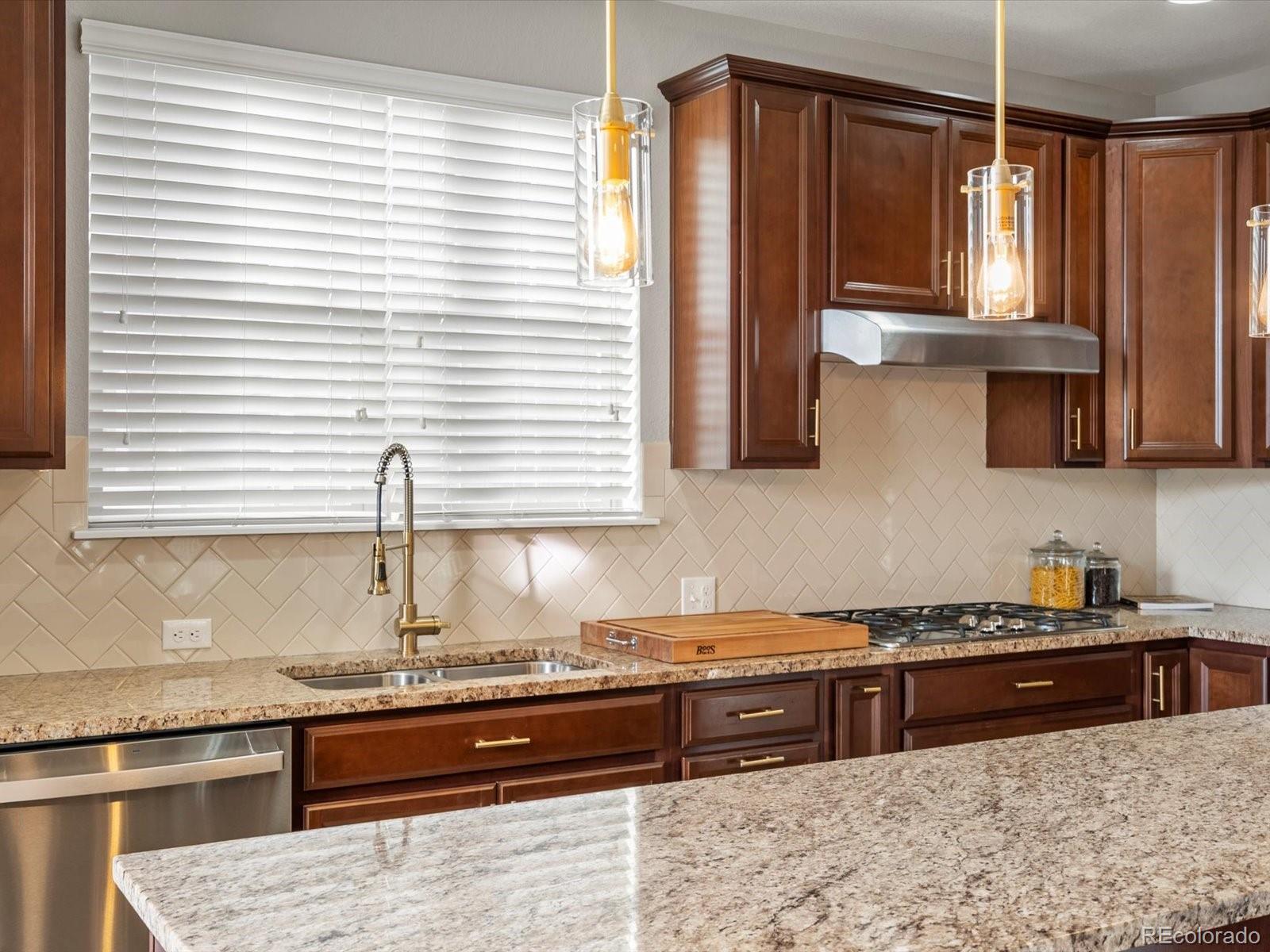 MLS Image #13 for 5377  valentia street ,denver, Colorado