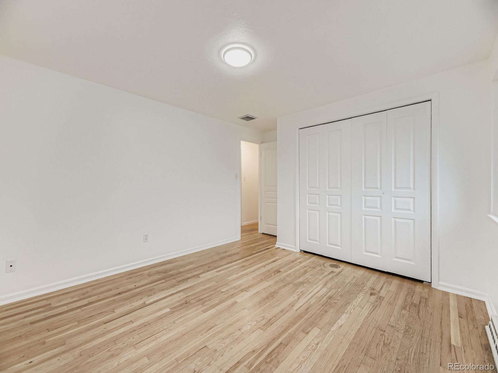 MLS Image #10 for 2862 s ivan way,denver, Colorado