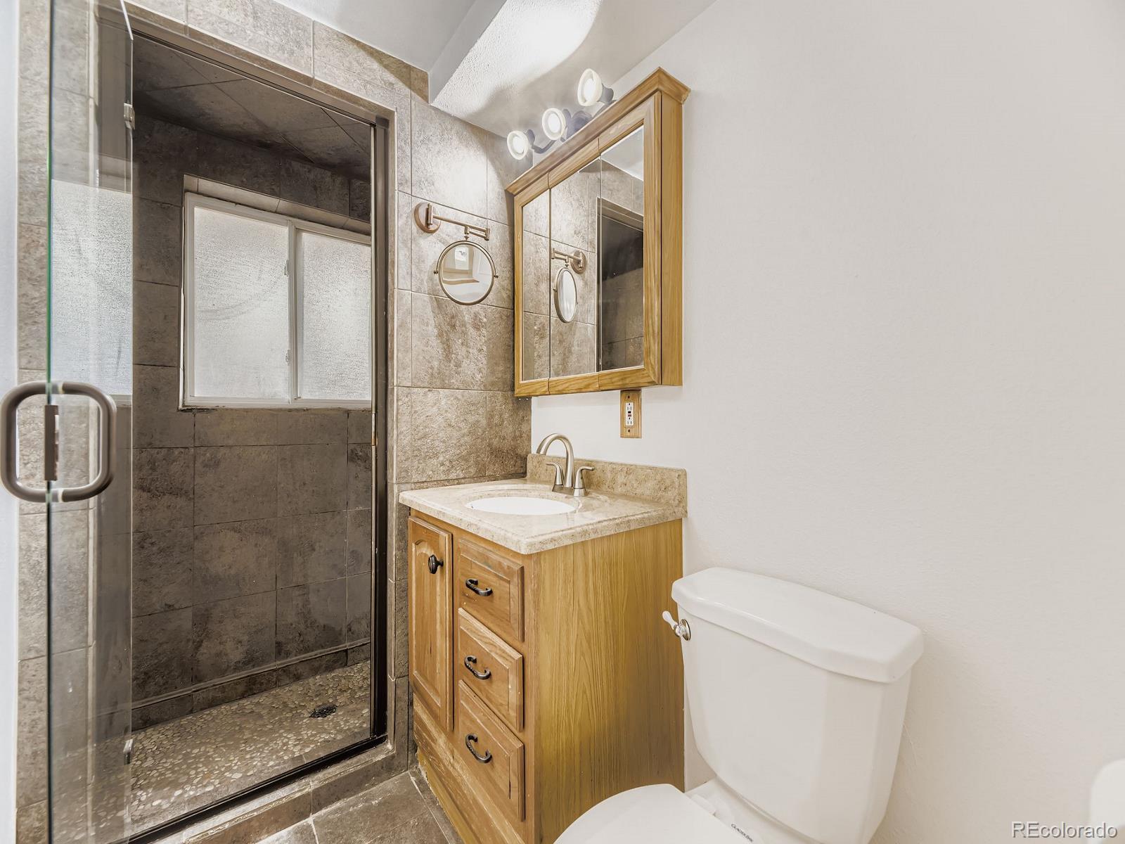 MLS Image #19 for 2862 s ivan way,denver, Colorado