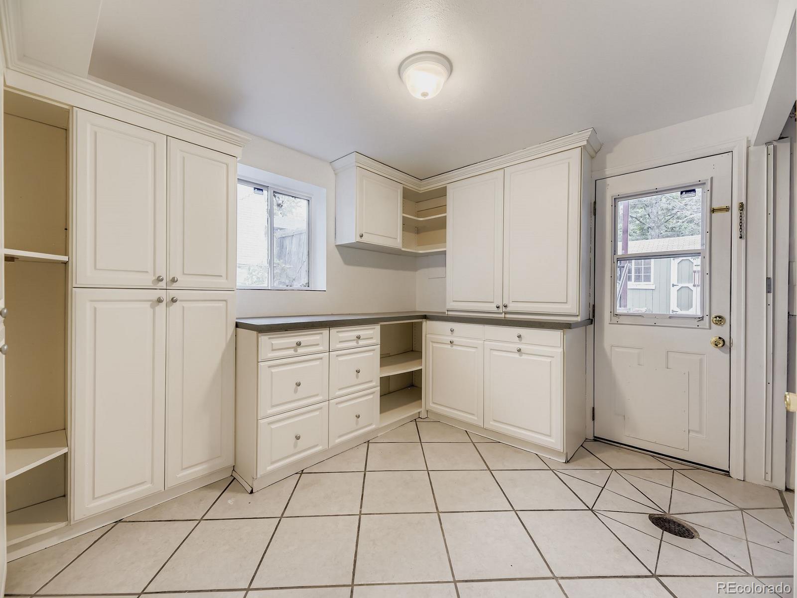 MLS Image #20 for 2862 s ivan way,denver, Colorado
