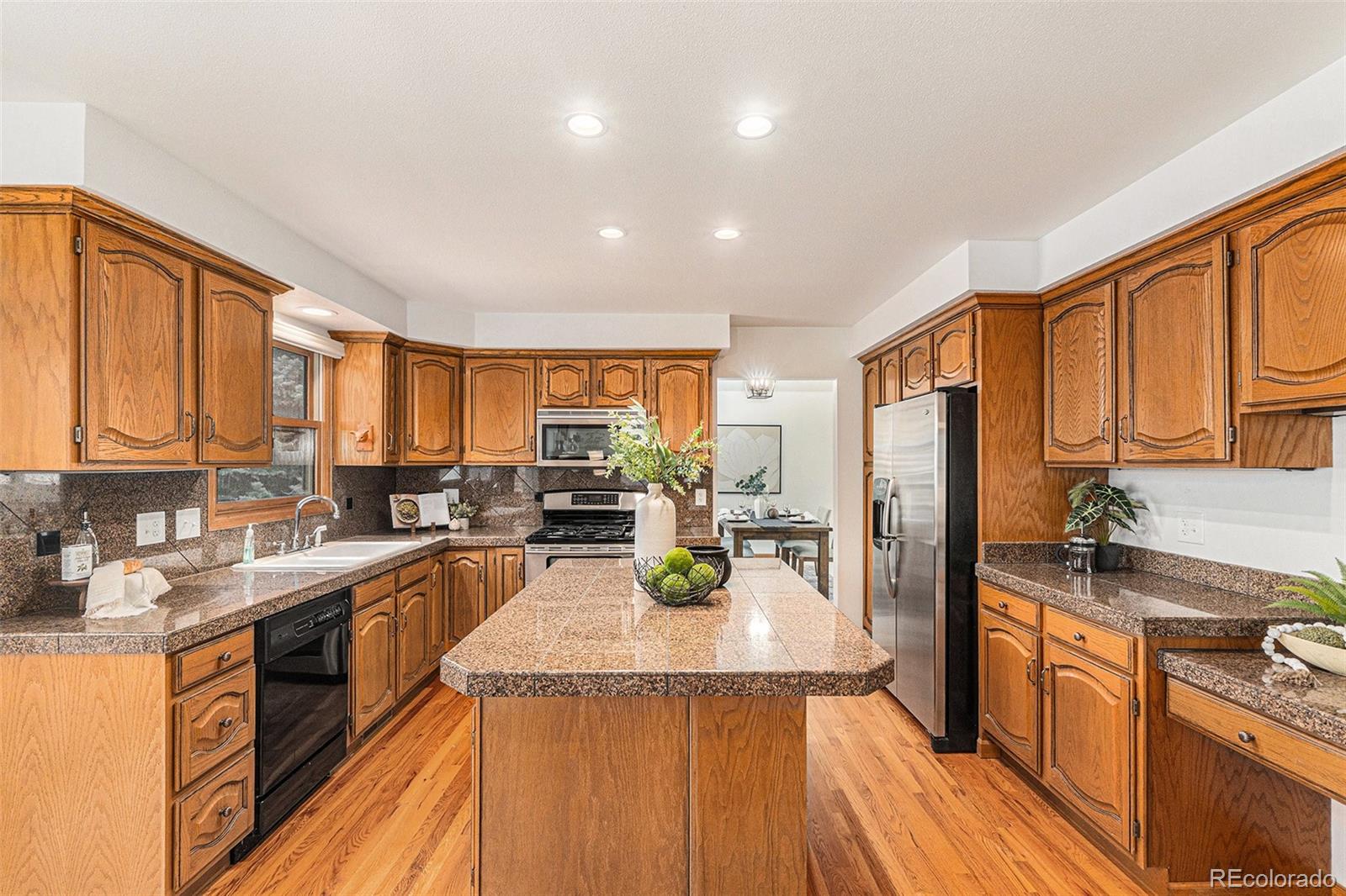 MLS Image #8 for 818  maxwell court,fort collins, Colorado