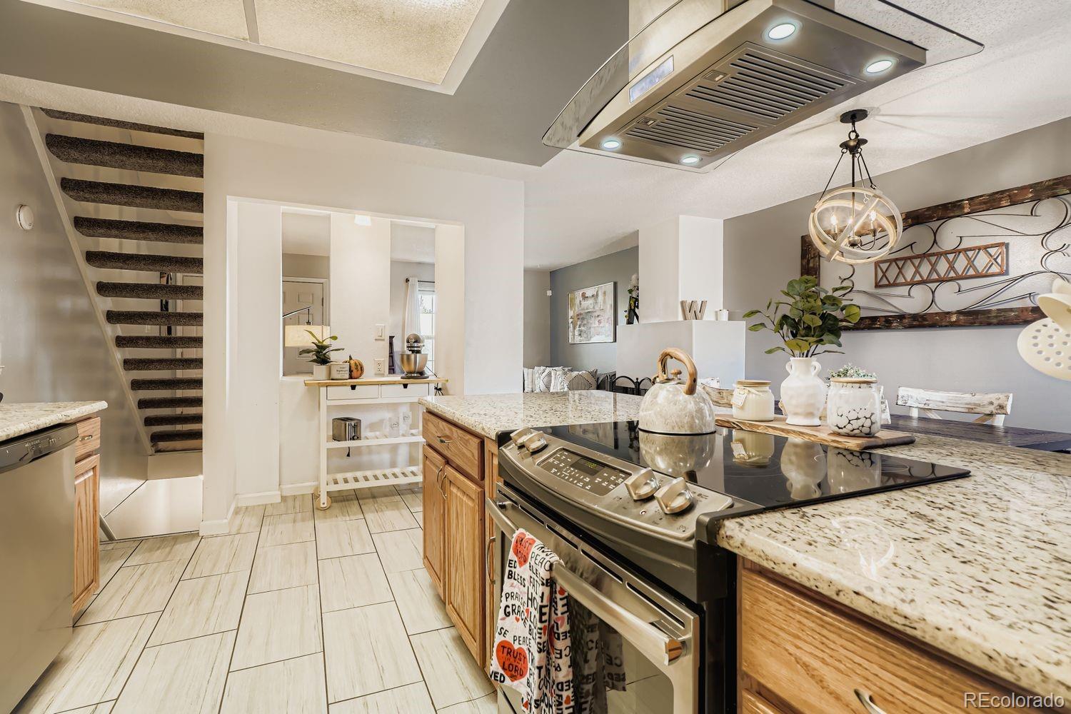 MLS Image #10 for 1997 s peoria street,aurora, Colorado