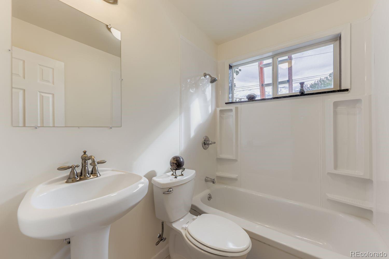 MLS Image #14 for 7836  vallejo street,denver, Colorado