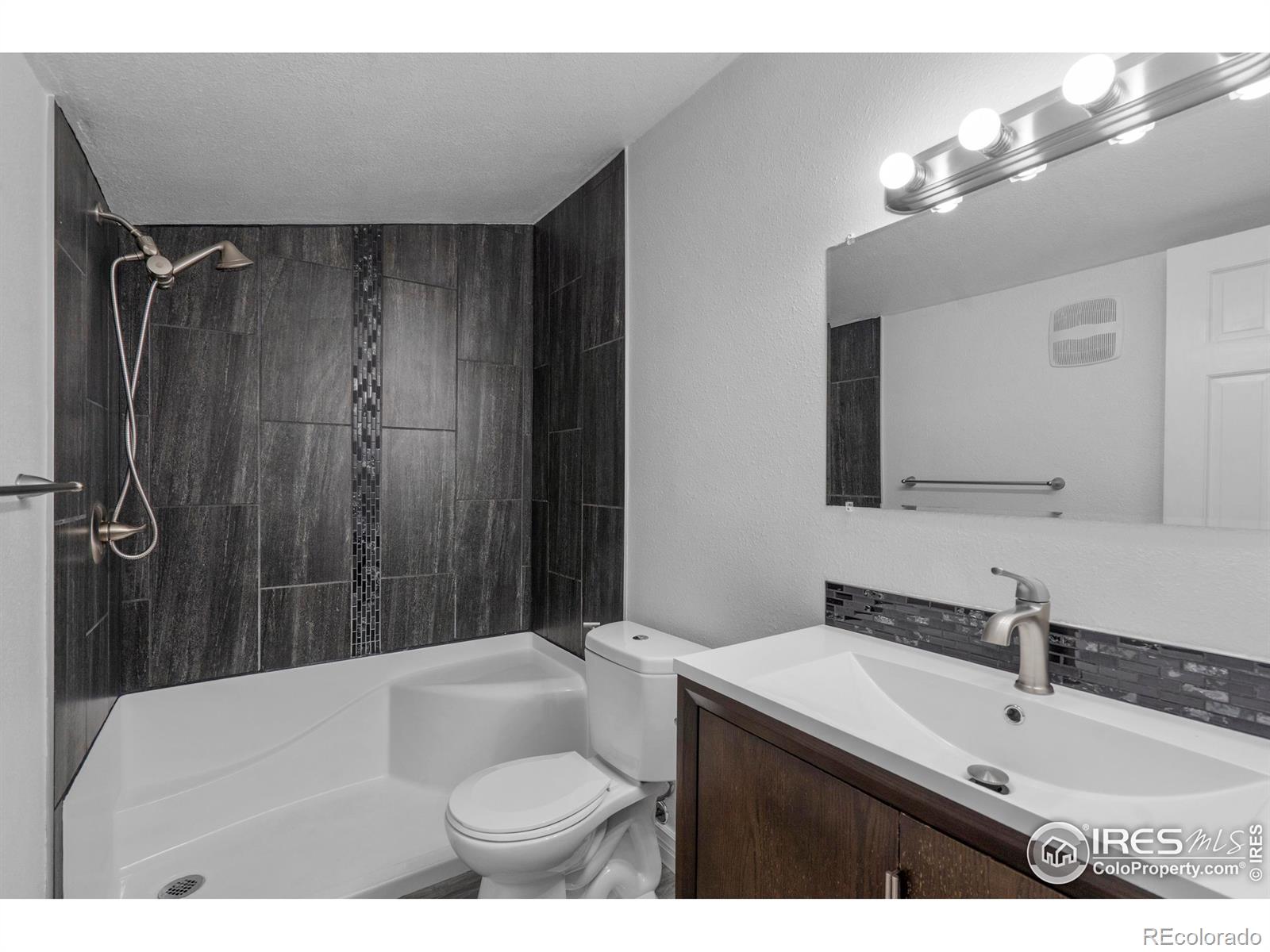 MLS Image #16 for 225 e 8th avenue,longmont, Colorado