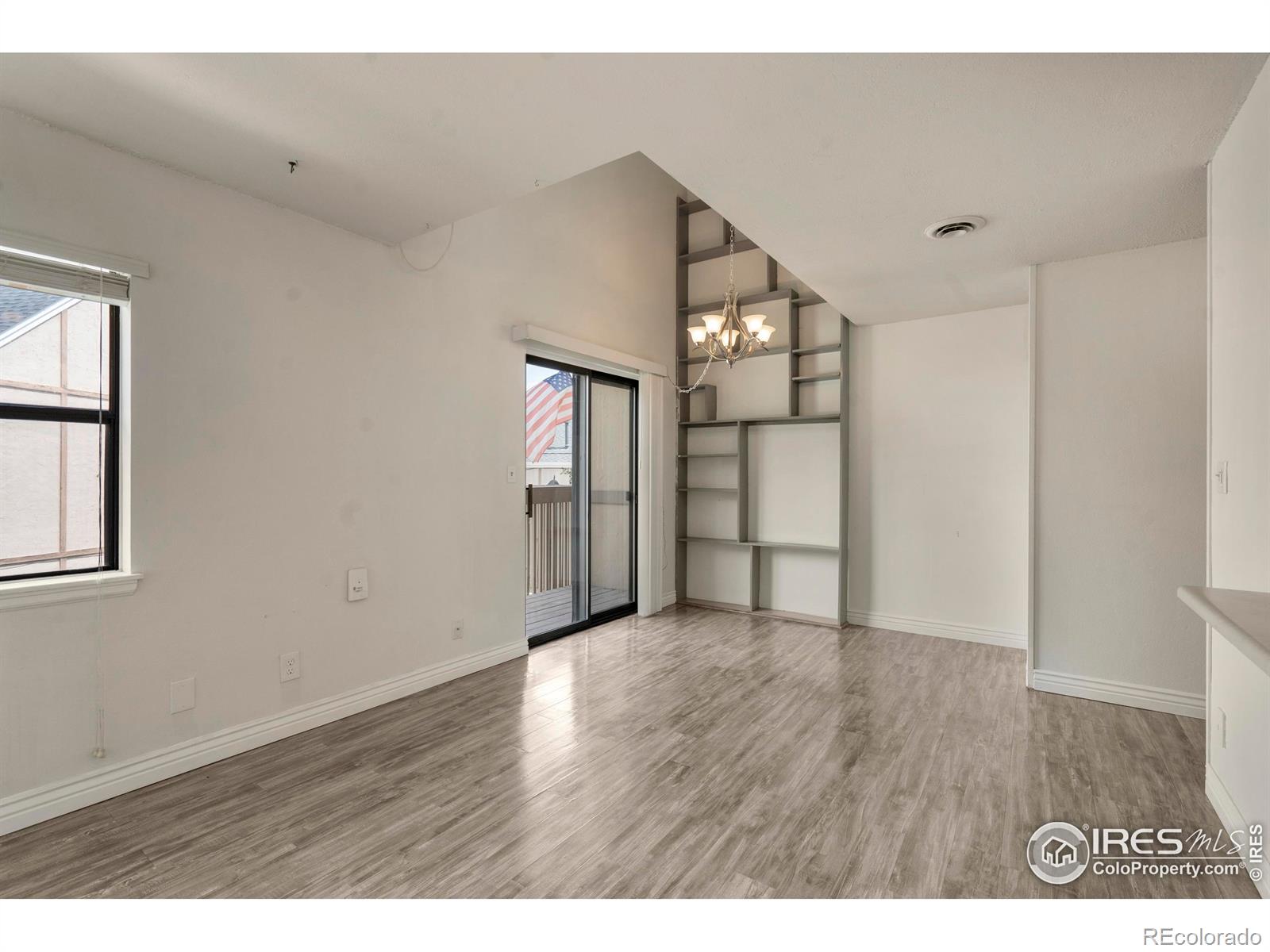 MLS Image #7 for 225 e 8th avenue,longmont, Colorado