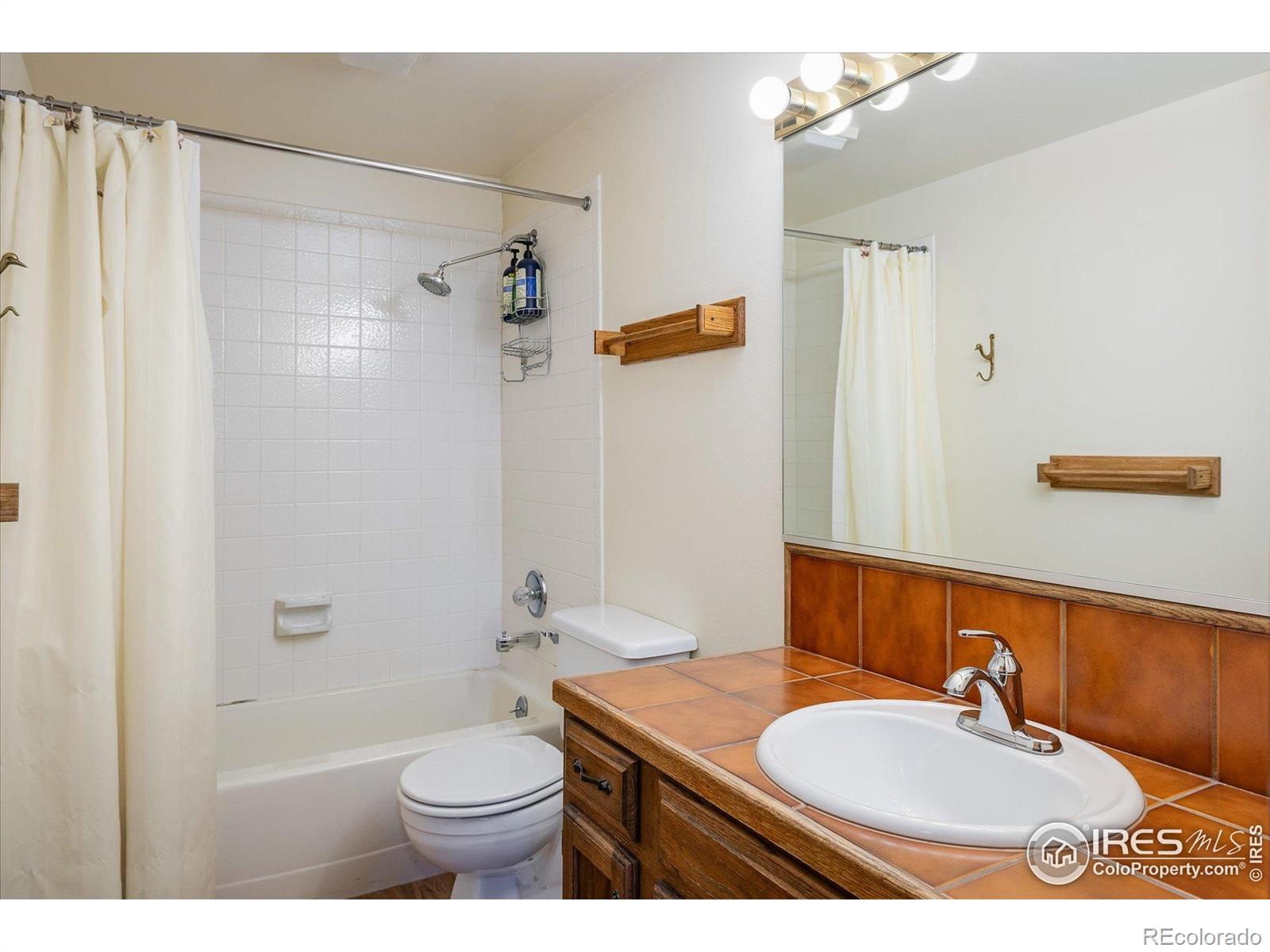 MLS Image #19 for 6643  roxborough drive,littleton, Colorado