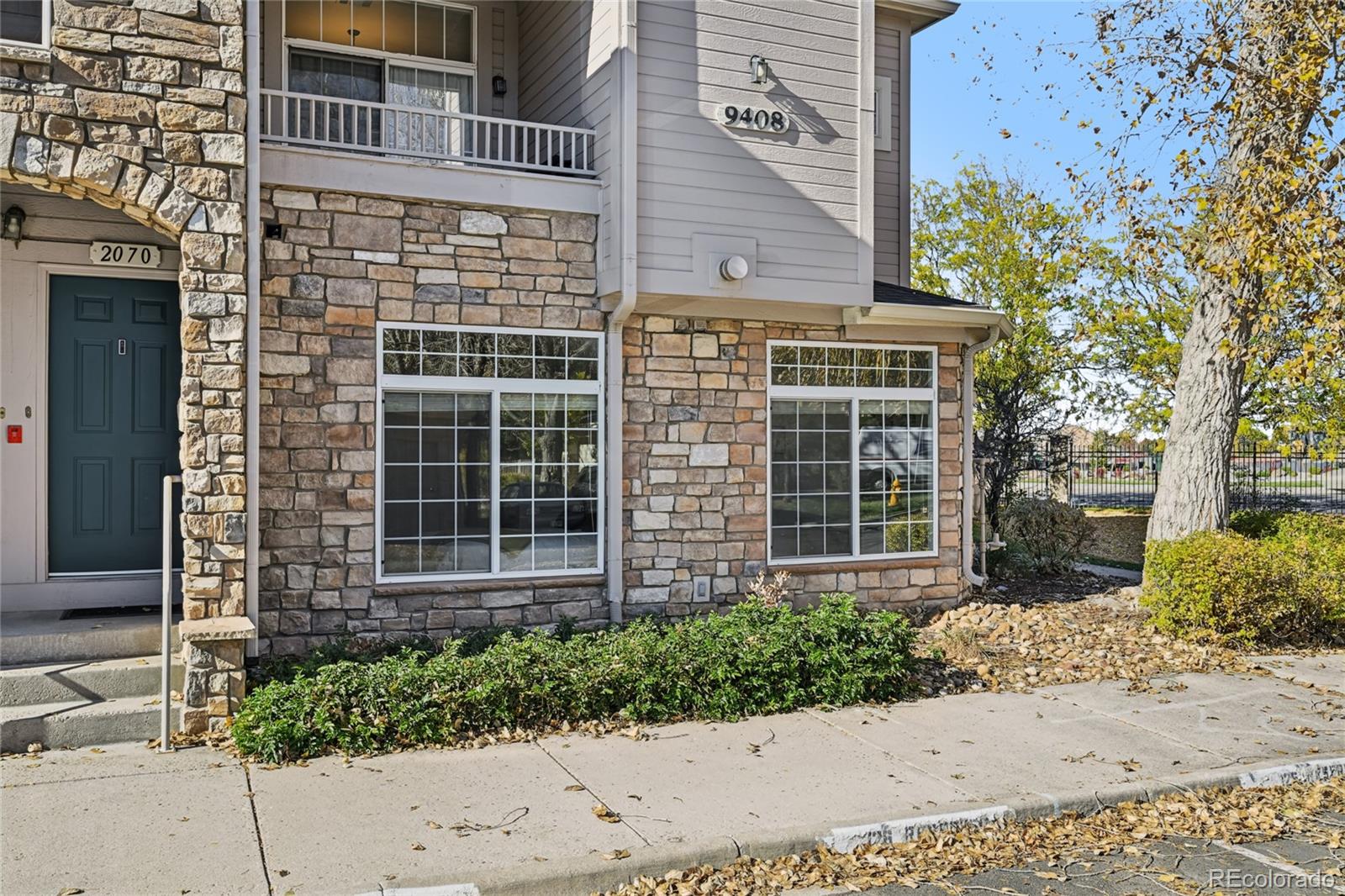 MLS Image #38 for 9408 e florida avenue,denver, Colorado