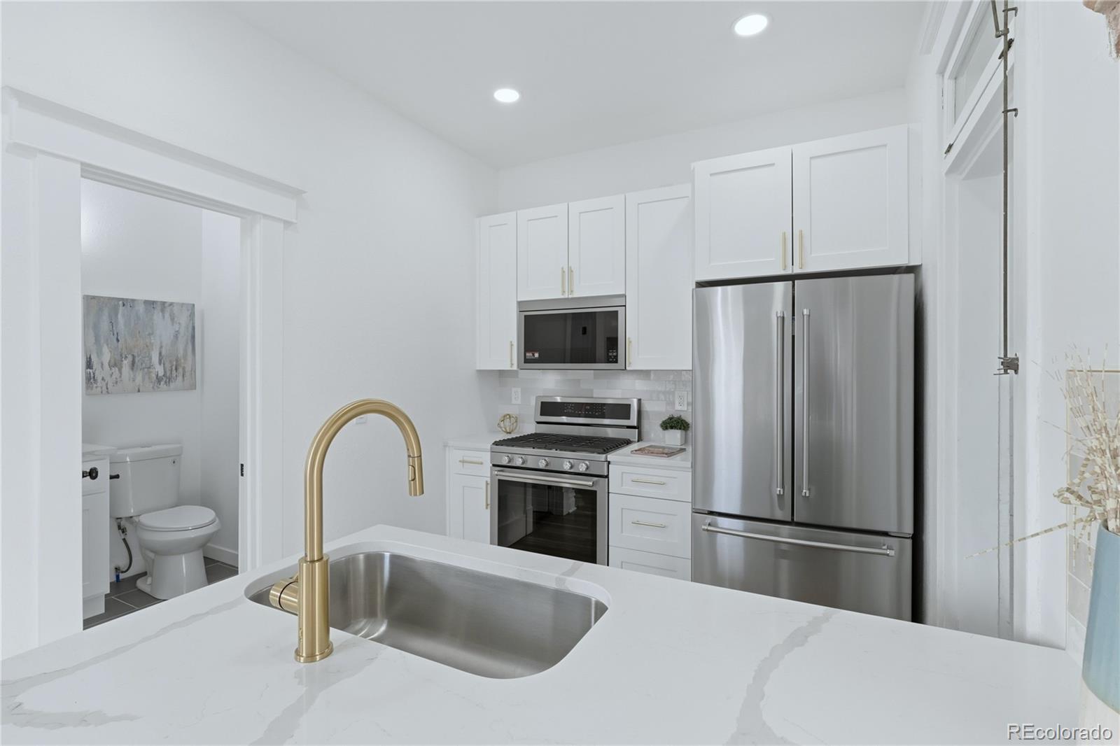 MLS Image #13 for 3051 w 37th avenue,denver, Colorado
