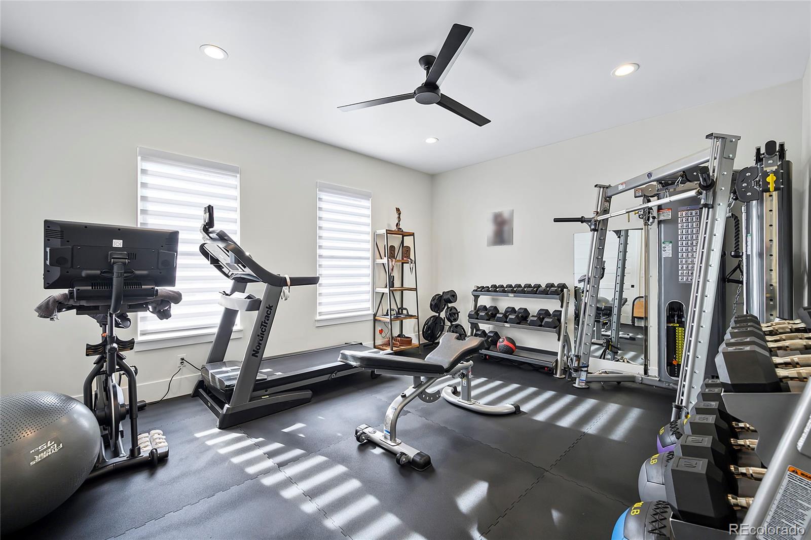 MLS Image #16 for 37506  pheasant run,elizabeth, Colorado