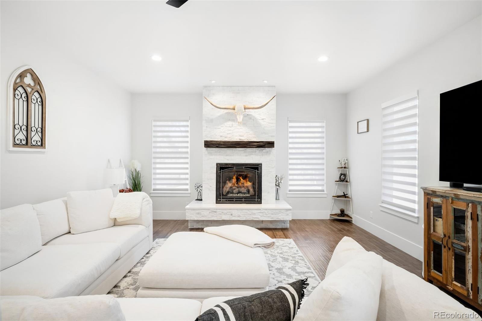 MLS Image #7 for 37506  pheasant run,elizabeth, Colorado