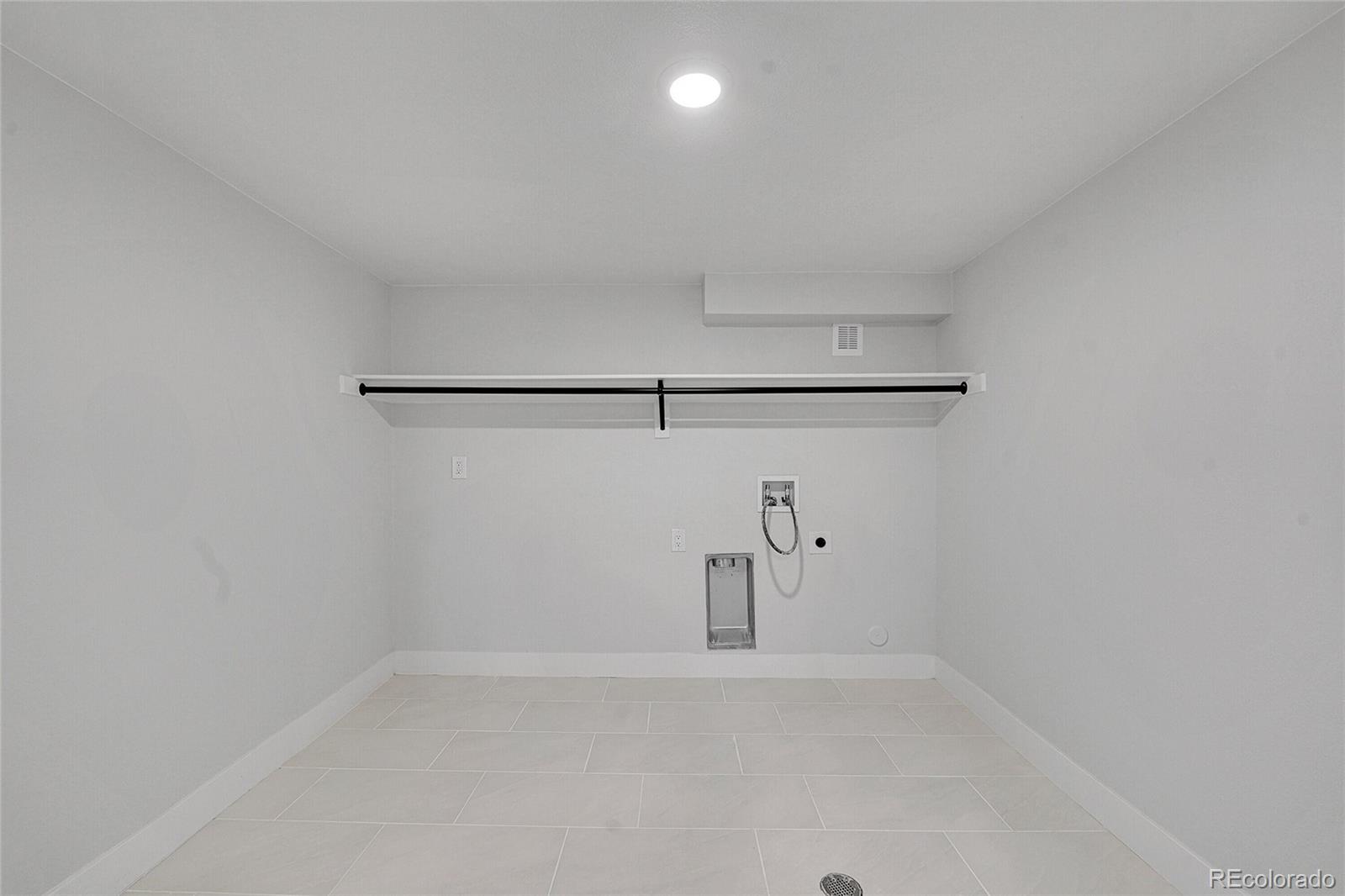 MLS Image #31 for 3261 s oneida way,denver, Colorado