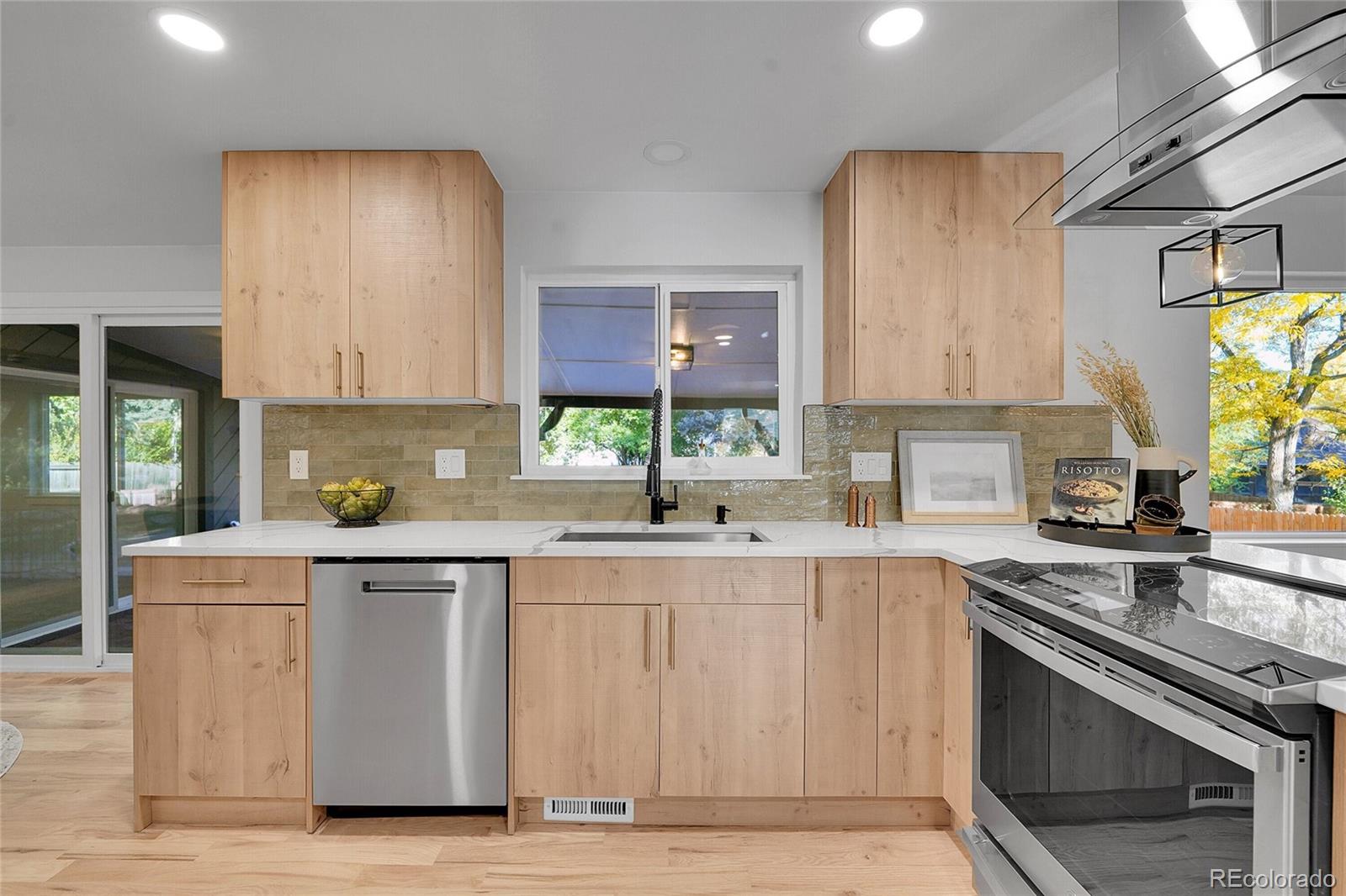 MLS Image #7 for 3261 s oneida way,denver, Colorado