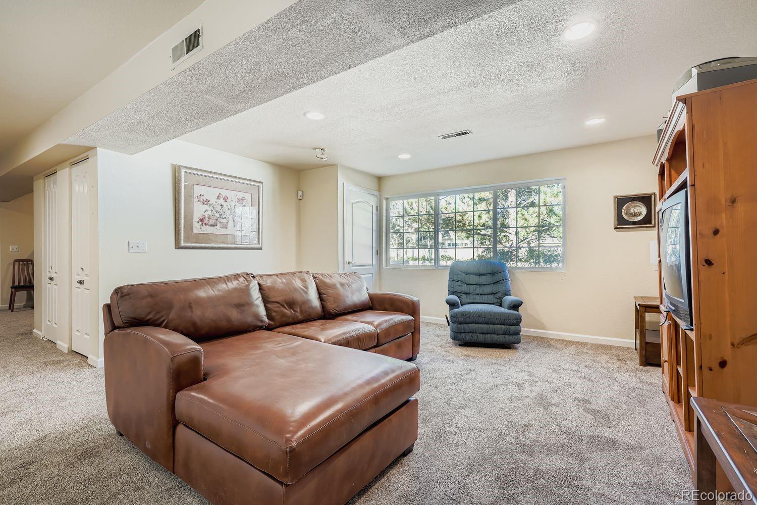 MLS Image #18 for 9663  brentwood way c,broomfield, Colorado