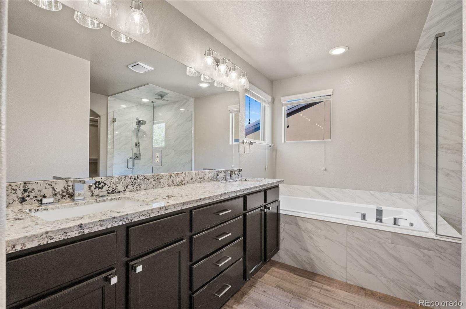 MLS Image #14 for 2347 s loveland street,lakewood, Colorado