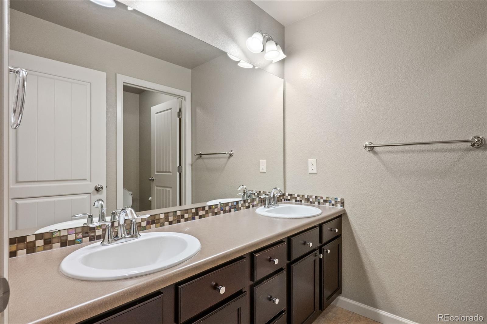 MLS Image #21 for 2347 s loveland street,lakewood, Colorado