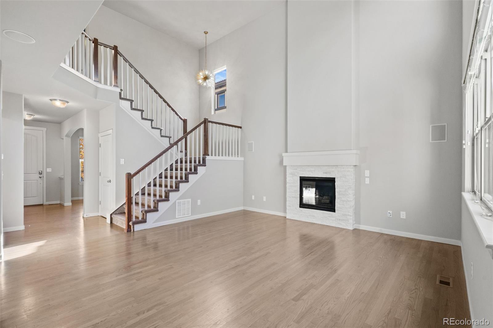 MLS Image #8 for 2347 s loveland street,lakewood, Colorado