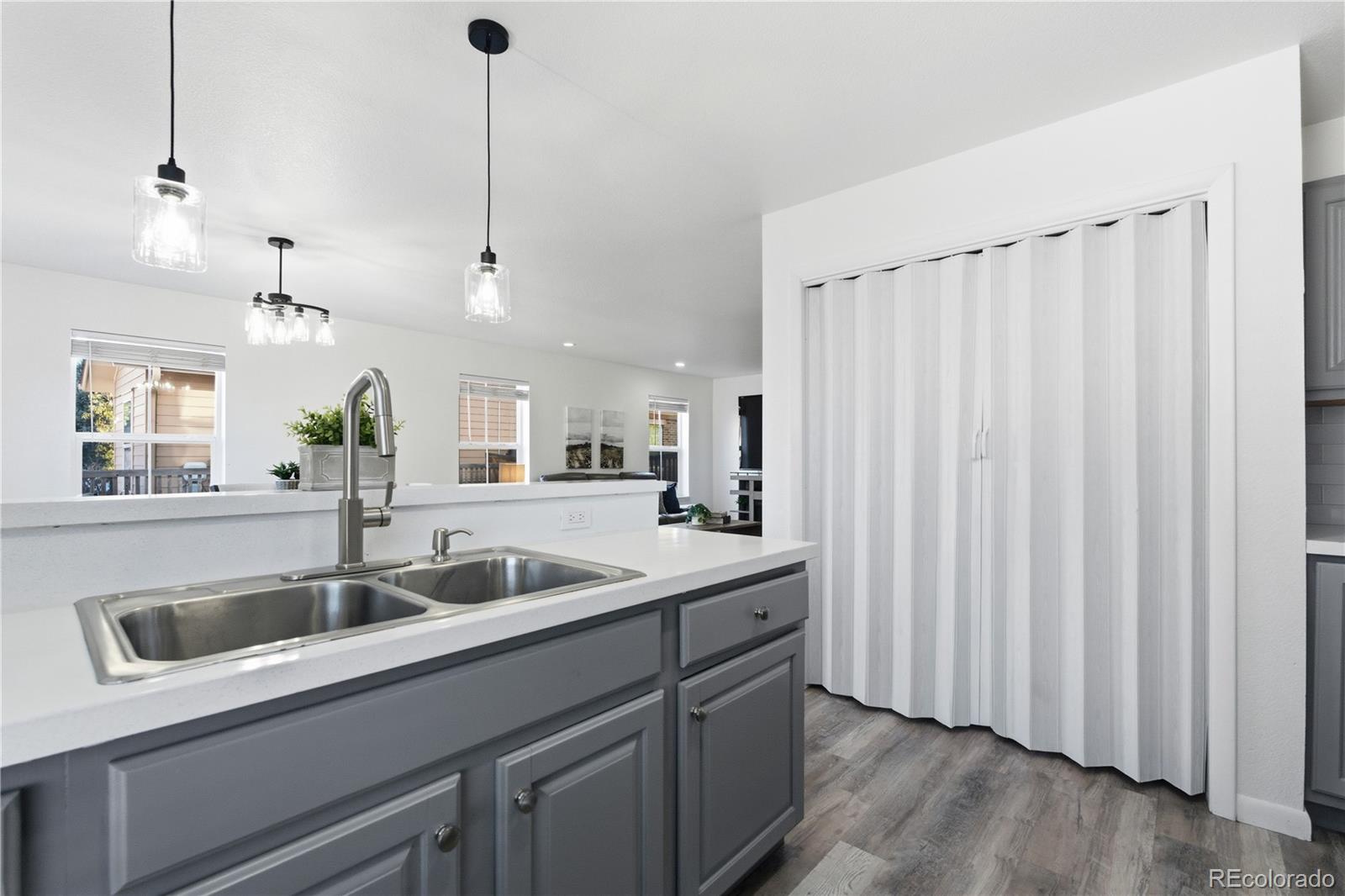 MLS Image #16 for 23461 e saratoga circle,aurora, Colorado