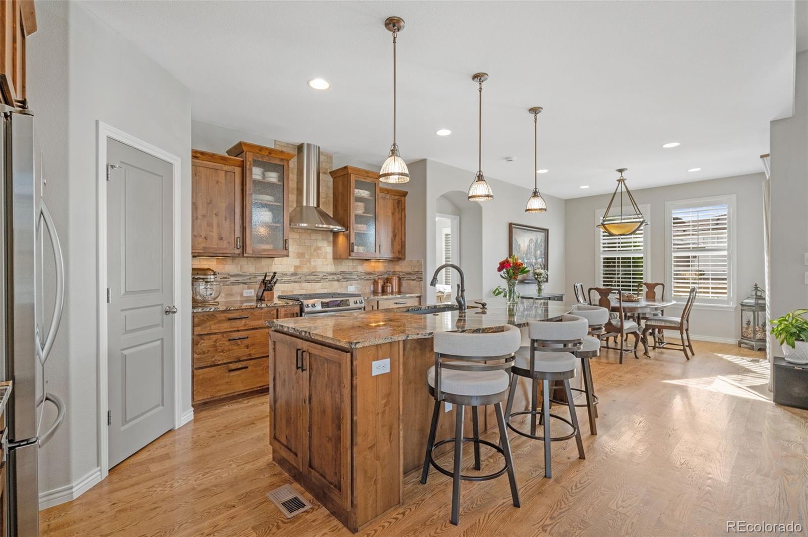 MLS Image #10 for 15116 w harvard circle,lakewood, Colorado