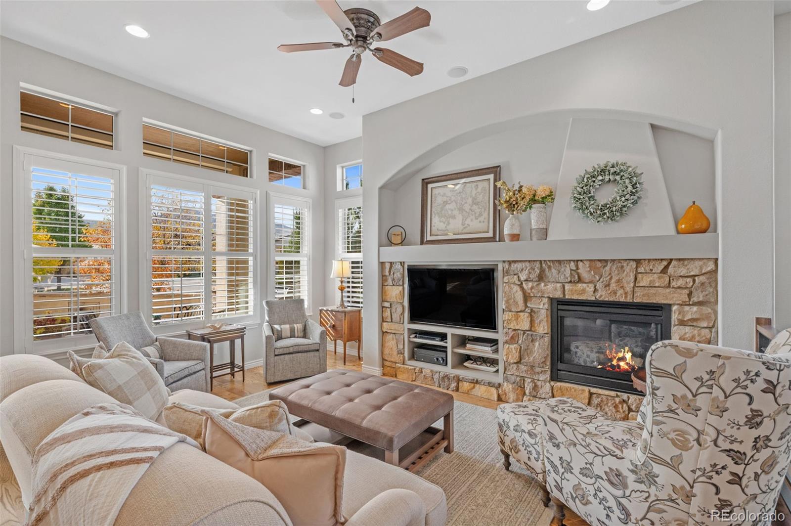 MLS Image #4 for 15116 w harvard circle,lakewood, Colorado