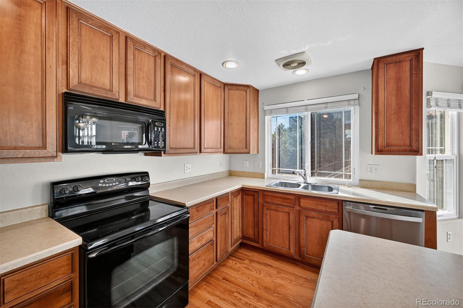 MLS Image #7 for 20194 e vassar avenue,aurora, Colorado